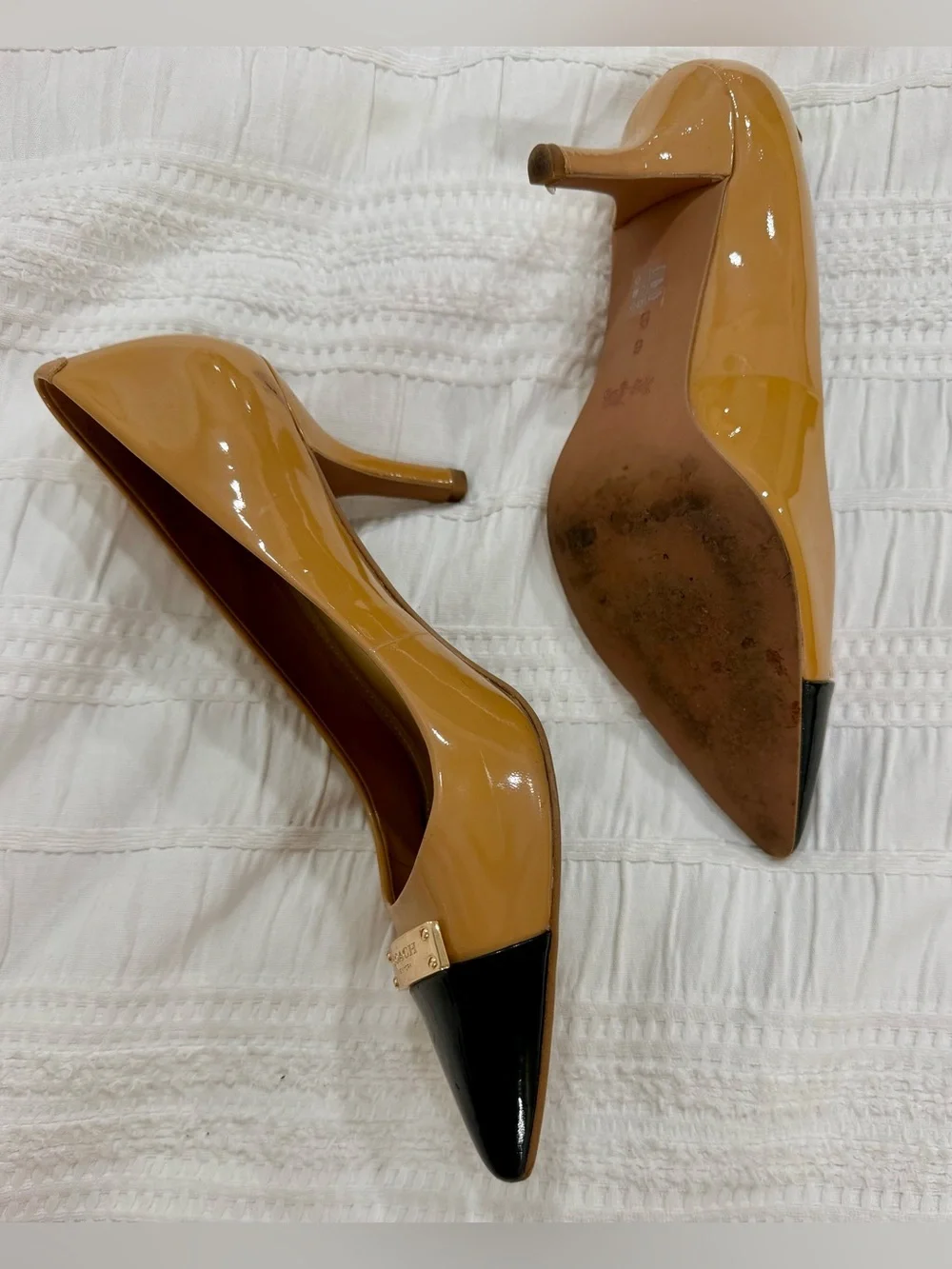Coach Zan patent leather pumps two toned - black and gold. Size US Women’s 6